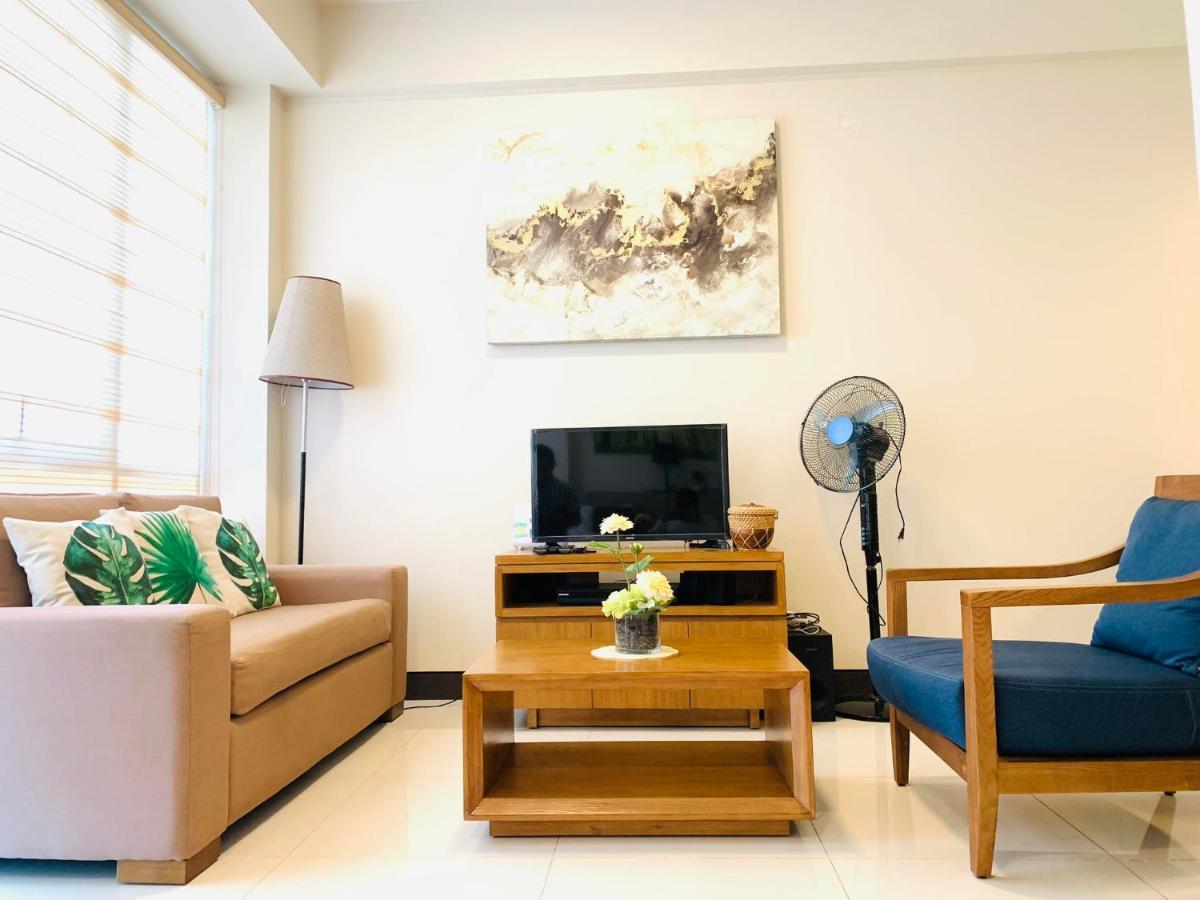 The Mactan Town Hotel Lapu-Lapu City Exterior foto